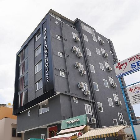 Oyo Townhouse 238 Ulsoor Hotel Бангалор Екстериор снимка