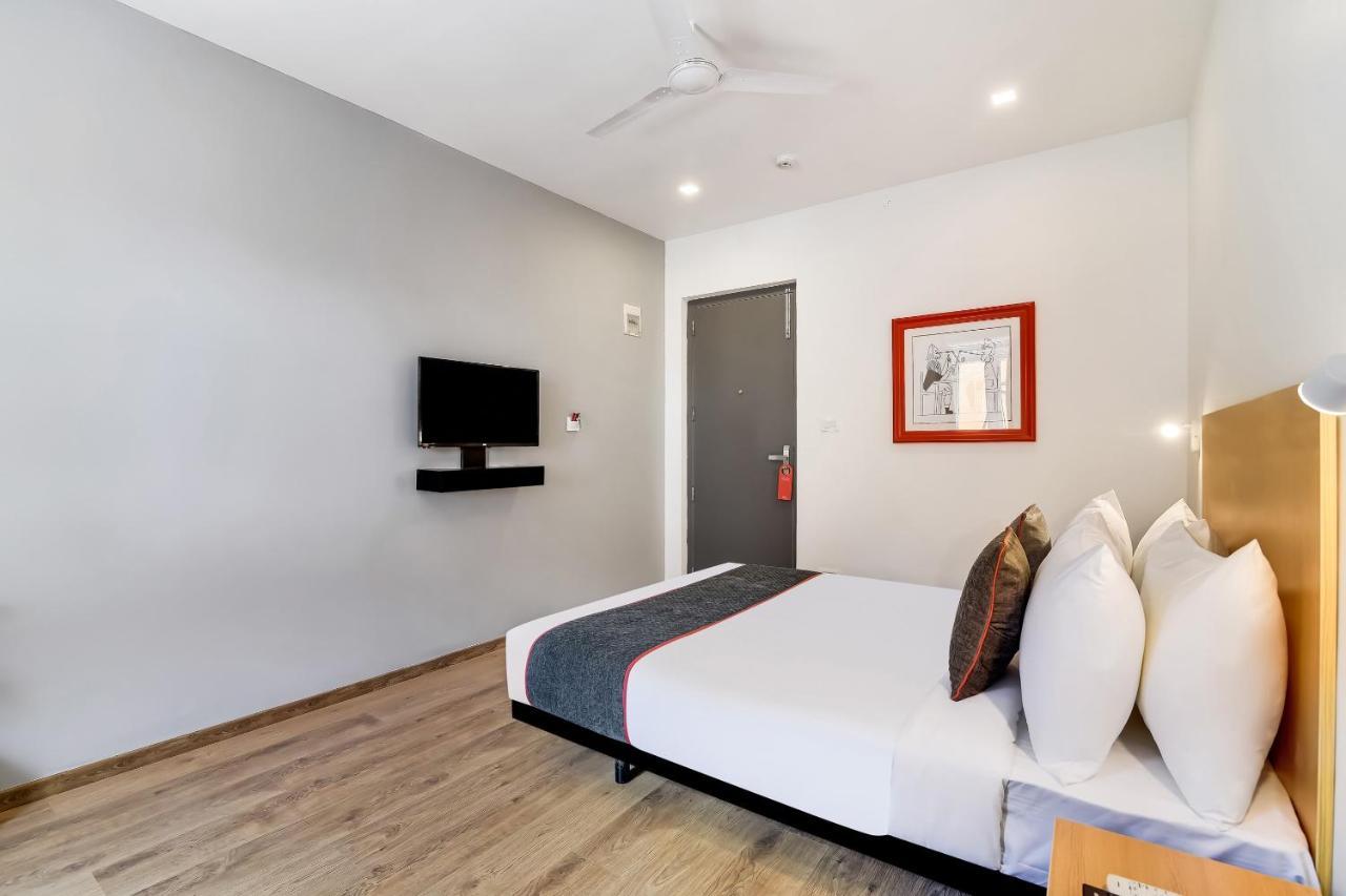 Oyo Townhouse 238 Ulsoor Hotel Бангалор Екстериор снимка
